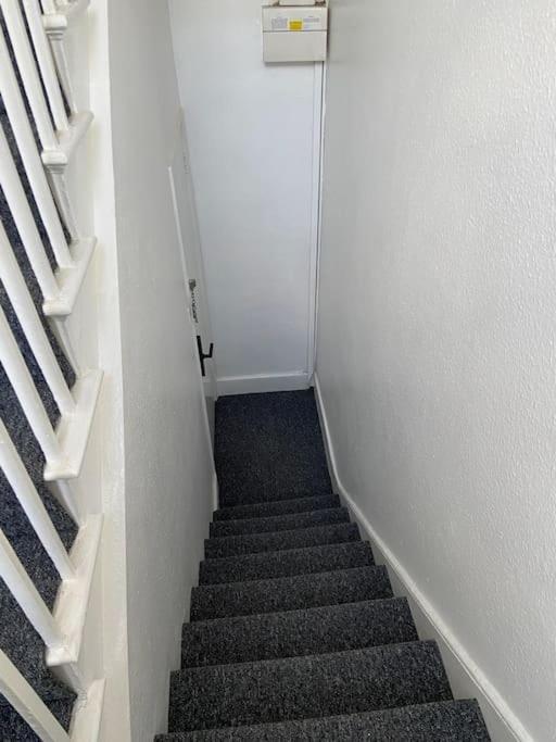 2 Bedroom Flat In London Eksteriør bilde