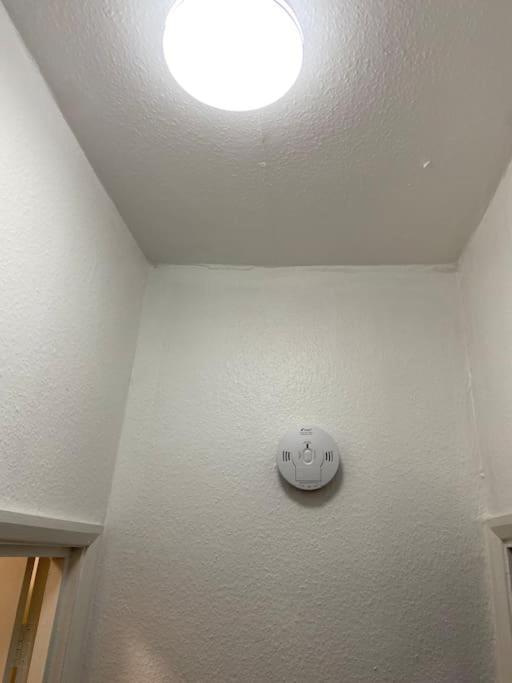 2 Bedroom Flat In London Eksteriør bilde
